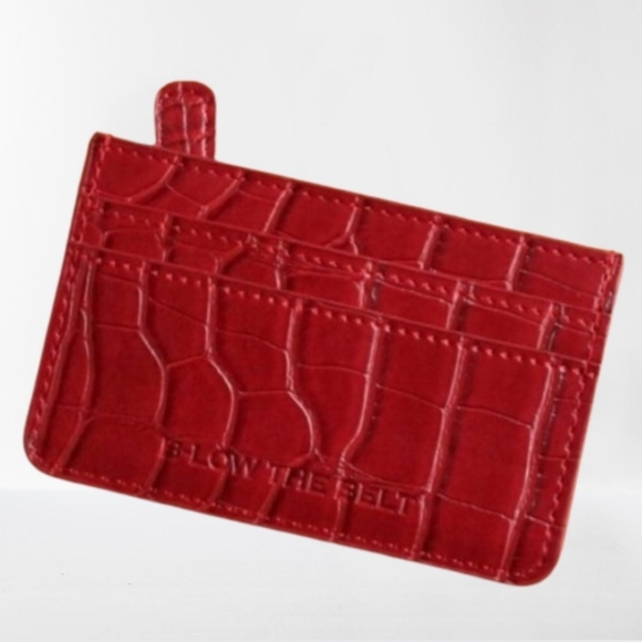 5/$30 💥 B-low The Belt Croc Card Case Red - New in Package!! - Picture 1 of 5